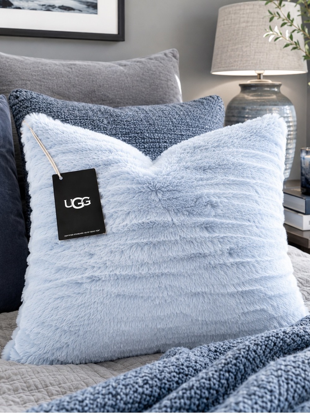 UGG NWT Soft Blue Faux Fur Accent Pillow 🌟Beautiful quality! Soft & Cozy !